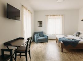 Hi&scaron;a na Ravnah，位于Pi&scaron;ece的住宿