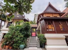 曼谷夏日马卡龙别墅民宿，位于曼谷的度假屋
