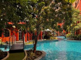 Seven Seas Resort Pattaya，位于乔木提恩海滩的度假村