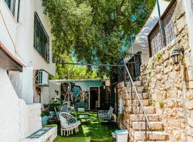 Maim Haim Tzfat - Boutique Suites Prime location Old City Tzfat，位于萨法德的酒店