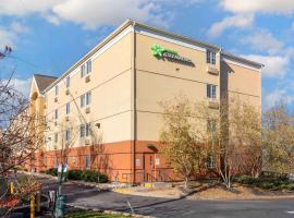 Extended Stay America Select Suites - Wilkes - Barre - Scranton，位于威克斯巴勒威尔克斯 - 巴里/斯克兰顿国际机场 - AVP附近的酒店