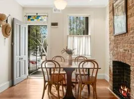 Redfern Terrace House l 2 Bedrooms & Loft