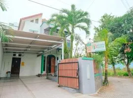 Homestay Syariah Pogung Dekat UGM by Simply Homy