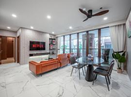 Metropole Condo City Central Sy's Home，位于胡志明市的酒店