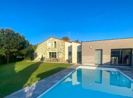 Gîte à SAINT ANDRE DE LA MARCHE proche du Puy du foù，位于Saint-André-de-la-Marche的酒店