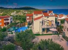 Holiday apartment in Razanj with sea view, terrace, air conditioning, WiFi 4773-3