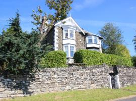 Lake District 4 Bedroom House, Ings, Cumbria.，位于肯德尔的酒店