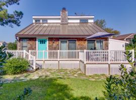 Walk to Beaches Family Getaway in Bethany Beach!，位于贝瑟尼滩的酒店