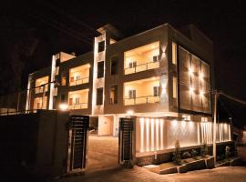 Hotel NT Grand Yercaud，位于埃尔加德的酒店