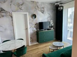 Brand New !!! Baltic Marina Residence Sauna & Fitness Apartments- Royal Green Apartments, Ferienwohnung polnische Ostsee