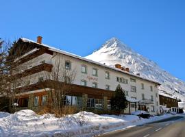 Clubdorf Hotel Alpenrose，位于加尔蒂的酒店