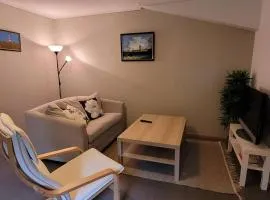 Cosy flat with 180cm wide very comfortable bed