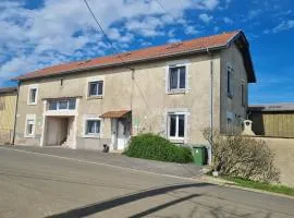 Gîte familial et équipé à la campagne avec terrasse, près de Pont-à-Mousson et de nombreuses activités - FR-1-584-73