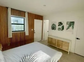 Cute apartment in Sailboat Bend