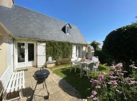 Holiday Home in Carteret near Dunes & Beach