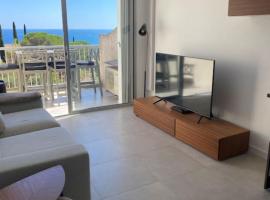 Appartement T2 Sainte Maxime，位于圣马克西姆的酒店