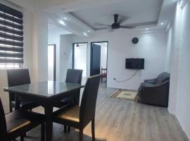 BASIC HOME (HOMESTAY WEE INN JB)，位于士姑来的酒店