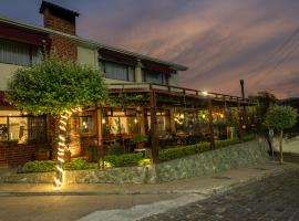 Quindeloma Art Hotel & Gallery，位于里奥班巴的Spa酒店