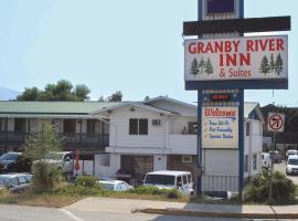 Granby River Inn & Suites，位于大福克斯的尊贵型酒店