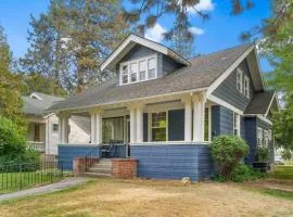 3BR Home Large Kitchen Mins To DwnTwn