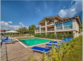 Villa TaDi LaRo Luxury Deluxe Comer See Colico，位于科利科的酒店