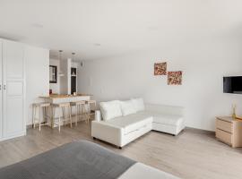 ALTIDO Superb studio with patio in Faro，位于法鲁的公寓