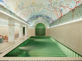 Le Grand Mazarin，位于巴黎的带按摩浴缸的酒店