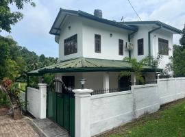 Jas - Sri Lankan Villa，位于Polgasowita的别墅
