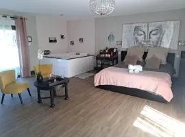 Suite romantique avec jacuzzi