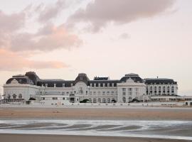 Cures Marines Hotel & Spa Trouville - MGallery Collection，位于滨海图维列的酒店