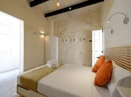 Private rooms with bathroom in Valletta