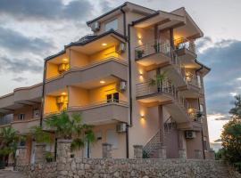 M&M Apartments，位于尤塔哈的酒店