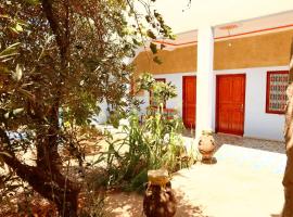 gîte d'étape ziz oasis，位于Achbarou的民宿