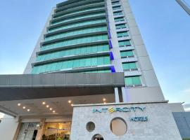 Intercity Hotels San Pedro Sula，位于圣佩德罗苏拉的酒店