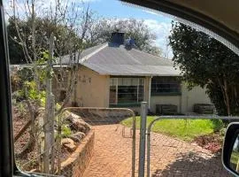 A Bird Cage Stay & Cottage