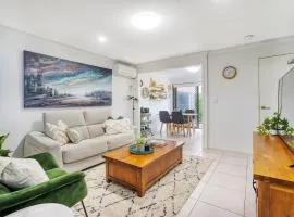 'Buzzing Surfers' Vibrant Indoor-outdoor Lifestyle