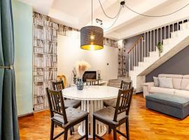 Design Villa with parking Navigli area Milan，位于米兰的酒店