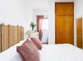 EDEN RENTALS 103 Surfy Stylish Bed&Coffee Room，位于格拉纳迪利亚德亚沃纳的酒店
