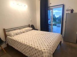 El-Sangha Studio 2mina pieds de la plage de baie du cap，位于Baie du Cap的酒店
