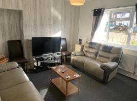 Ratcliffe House - Spacious 3 bedroom House in Sileby，位于Sileby的度假短租房