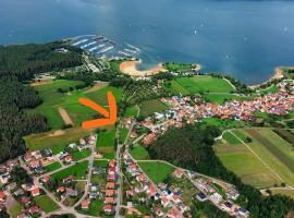 Ferienwohnung Brombachsee Ankerplatz mit Sauna bei Juliane und Klaus，位于Ramsberg的酒店