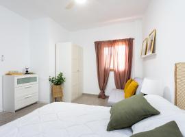 EDEN RENTALS B01 Surfy Stylish Bed&Coffee Room，位于格拉纳迪利亚德亚沃纳的民宿