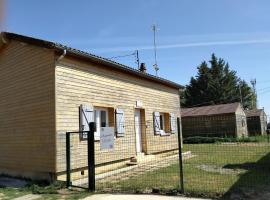 Hébergements le Camp d'Auneau - Auneaululu，位于Aunay-sous-Auneau的酒店