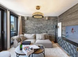 Chalet de charme à Courchevel, 4 chambres, sauna, cheminée, proche commerces et pistes - FR-1-562-59