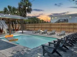 The Sunny Side-Pensacola Beach, 600 feet to Gulf, Private/Heated Pool, Games, Gear