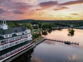 Mill Falls Resort Collection at the Lake，位于梅勒迪斯的酒店