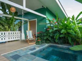 Namaitamí Casa Hermosa con AC y piscina a Solo 650 Metros del Parque Nacional Cahuita，位于卡维塔的酒店