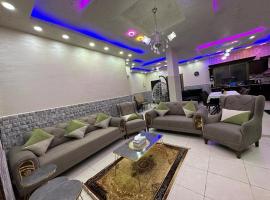 بيت الضيافة الملكية，位于Ţūlkarm的酒店