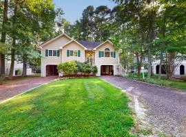 Salt Pond Hideaway --- 710 Deer Leap Dr