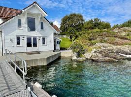 Holiday home MOSTERHAMN VI，位于Mosterhamn的酒店